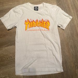 THRASHER tee